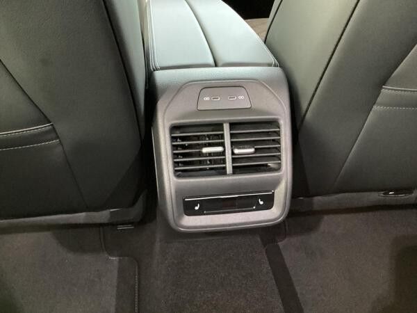 Volkswagen Passat R-Line *GEWERBE-LEASING!*SOFORT VERFÜGBAR!* 2,0 l TDI SCR 110 kW (150 PS) 7-Gang-Doppelkupplungsgetr