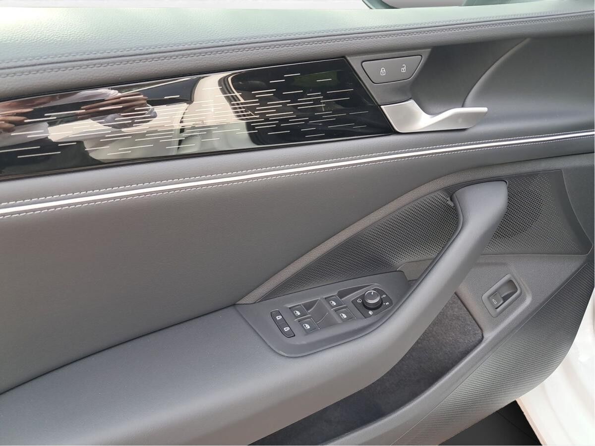 Volkswagen Passat Business 2,0 TDI DSG Volkswagen Passat Business 2,0 TDI DSG