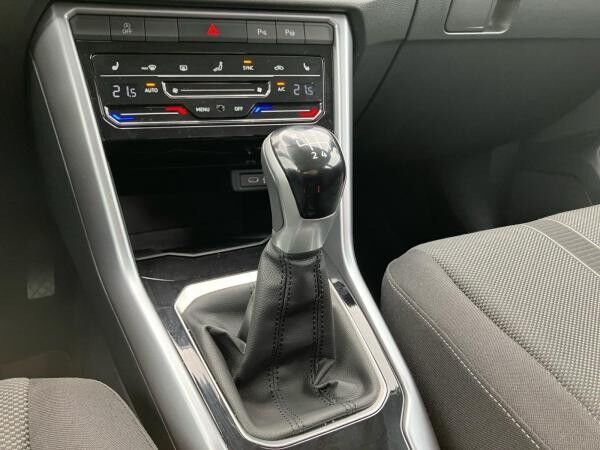 Volkswagen T-Roc LIFE 1.0TSI LED.NAVI.SHZG.APP-C.PDC