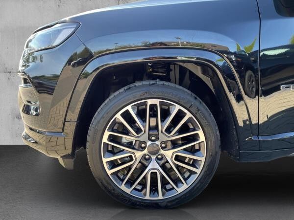 Jeep Compass Summit Mild-Hybrid VOLLAUSSTATTUNG PANORAMA+PDC+KAMERA+CARPLAY