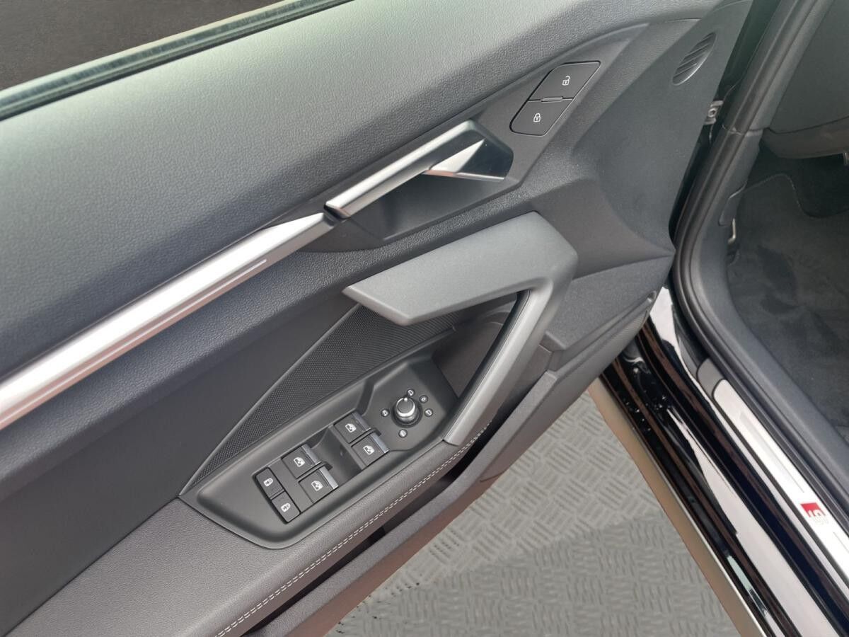 Audi A3 Sportback S line 30 TFSI LED CarPlay ACC 18"