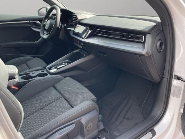 Audi A3 Sportback S line 30 TFSI LED CapPlay ACC 18"