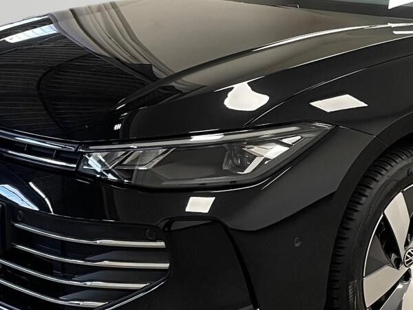 Volkswagen Passat Variant 1.5 eTSI 110 kW Business DSG - LED SHZ AHK Area View Navi IQ Drive DAB+ App-Connect LM