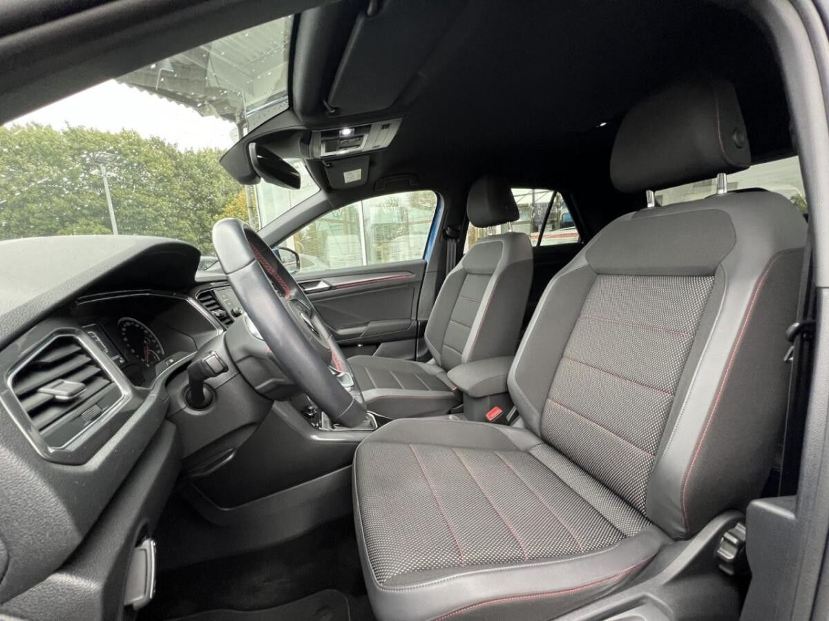 Volkswagen T-Roc 1.5 TSI Sport SHZ+PDC+KLIMA+LED+CARPLAY