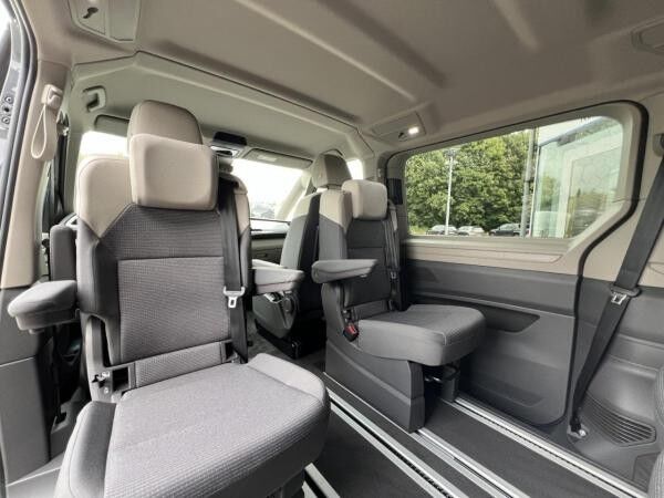 Volkswagen Multivan Motor: 2,0 l TDI SCR Getriebe: 7-Gang-Doppelkupplungsgetriebe Radstand: 3124 mm KÜ kurzer Überhang