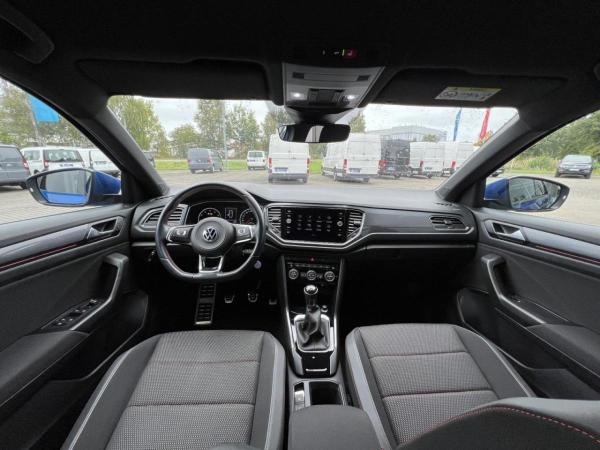 Volkswagen T-Roc 1.5 TSI Sport SHZ+PDC+KLIMA+LED+CARPLAY