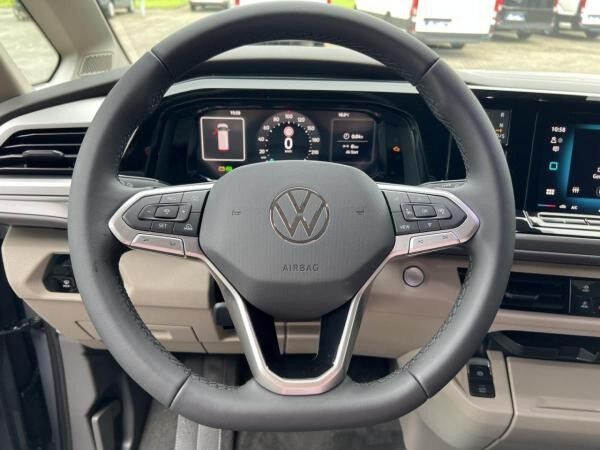 Volkswagen Multivan Motor: 2,0 l TDI SCR Getriebe: 7-Gang-Doppelkupplungsgetriebe Radstand: 3124 mm KÜ kurzer Überhang