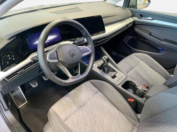 Volkswagen Golf VIII Move 1.0 TSI ACC DynLicht. LED