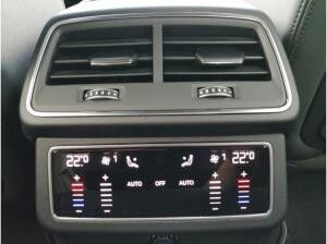 Audi A6 Limousine S-Line 50TFSIe S-tronic / Navi, LED