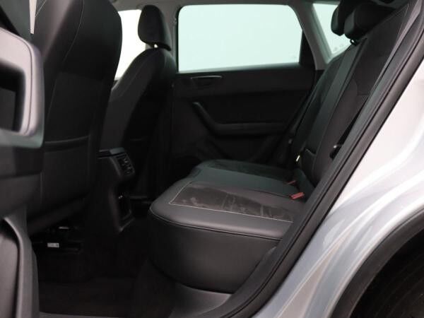 Seat Ateca Xperience 2.0 TDI DSG / Navi, Beats, AHK