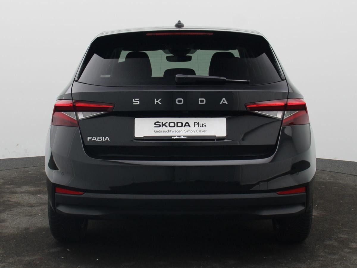 Skoda Fabia Selection 1.0 TSI / SmartLink, Navi, LED