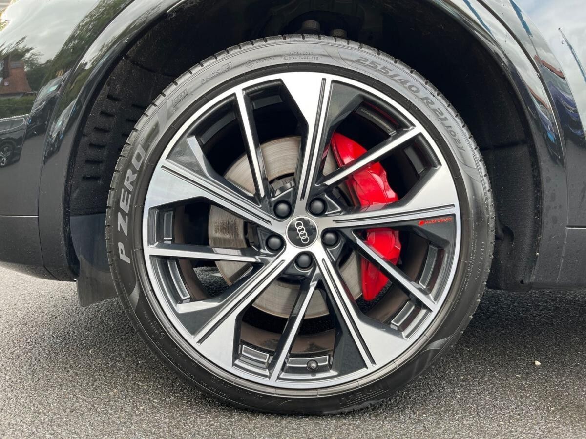 Audi SQ5 Sportback TDI quattro/ Navi, Pano, OLED, B&O