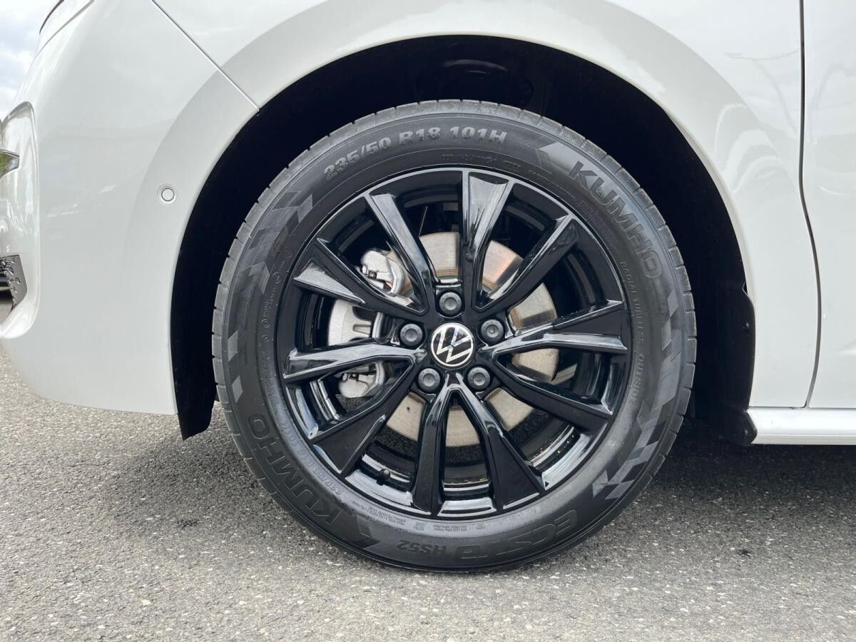 Volkswagen Multivan Langversion Edition DSG / Pano, Matrix