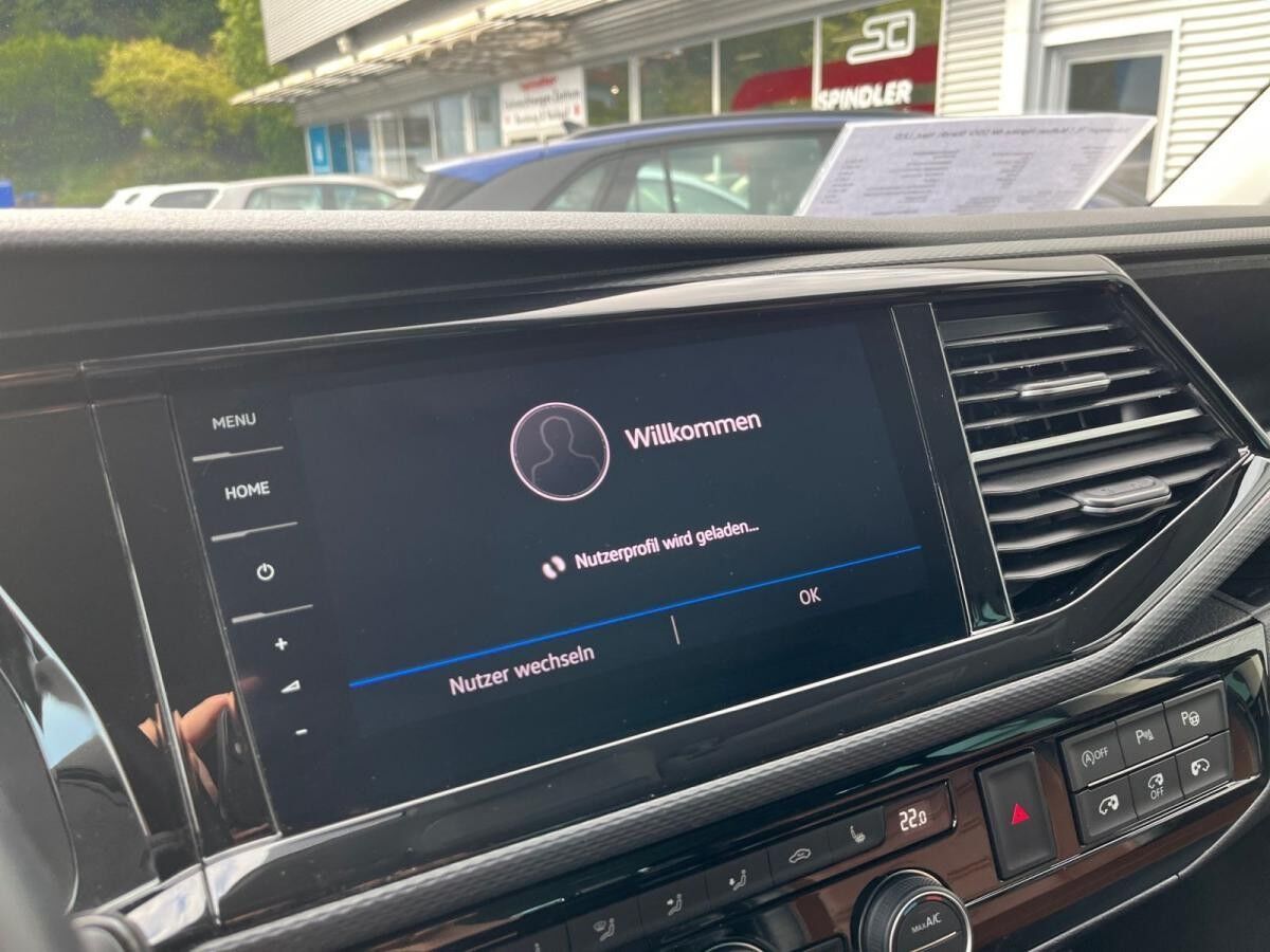 Volkswagen T6.1 Multivan Highline 4M DSG/ Standh, Navi, LED