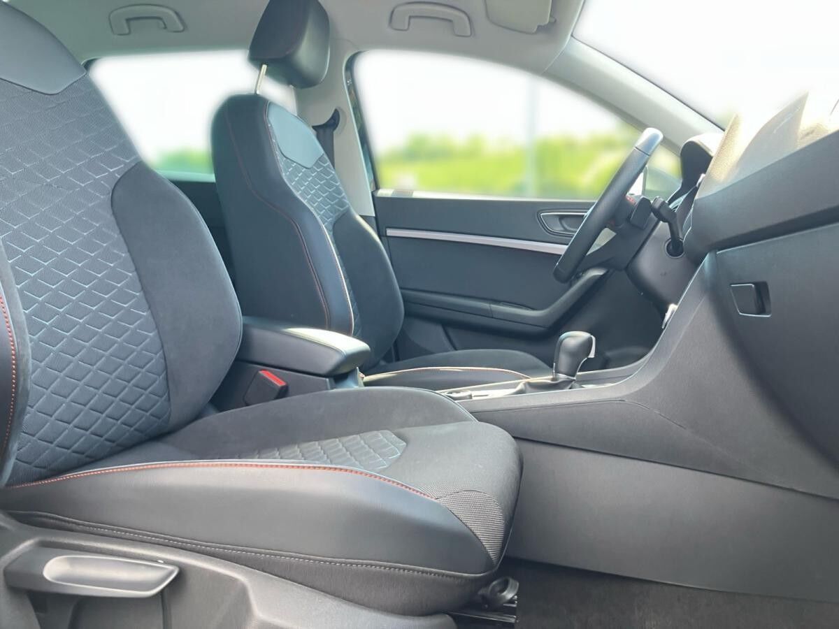 Seat Ateca FR 1.5 TSI DSG / FullLink, Bluetooth, LED