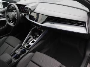 Audi A3 Limousine S-Line 35 TFSI S-tronic / AHK, ACC