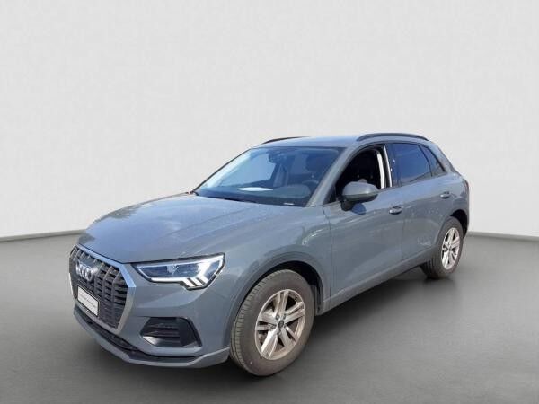 Audi Q3 35 TFSI S-tronic / MMI-Navi+, LED, RFK, ACC