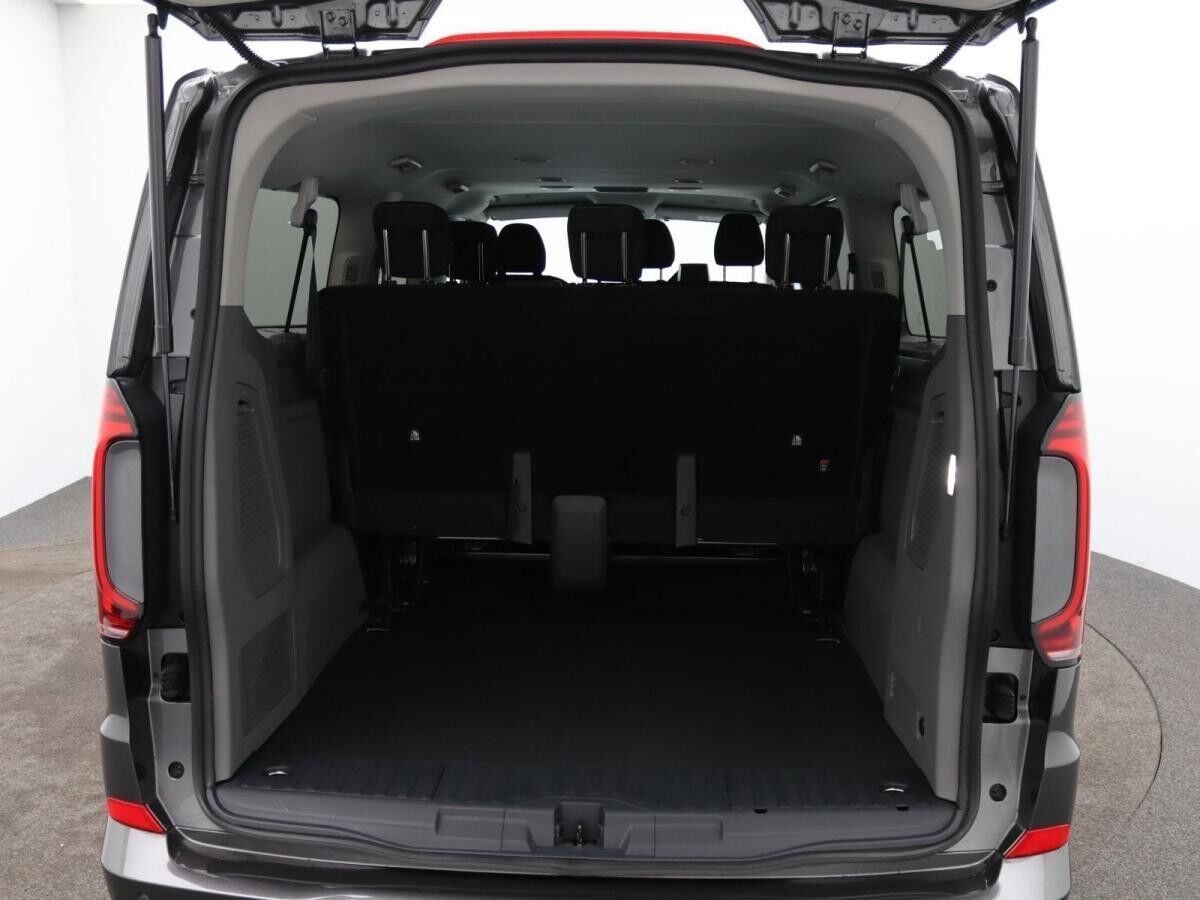 Volkswagen Caravelle Life / 9-Sitze, App, AHK, RFK, LED