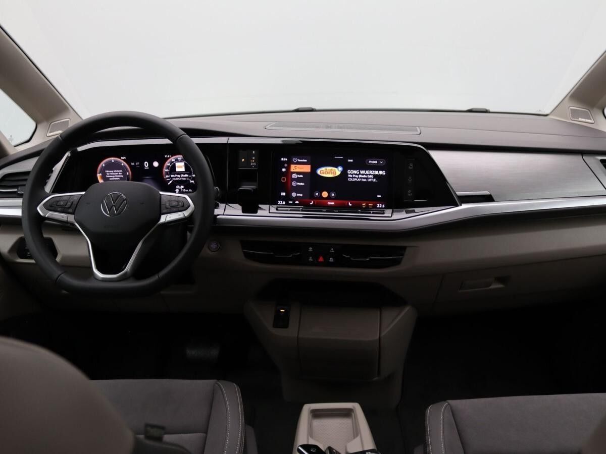 Volkswagen Multivan lang Edition DSG/ Pano, Standh,AHK, RFK