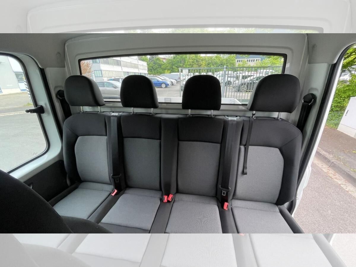 Volkswagen Crafter 35 Fahrgestell Doppelkabine / AHK, SHZ