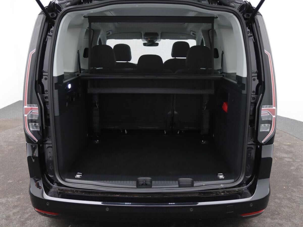 Volkswagen Caddy Kombi Dark Label 1.5 TSI DSG / Pano, LED