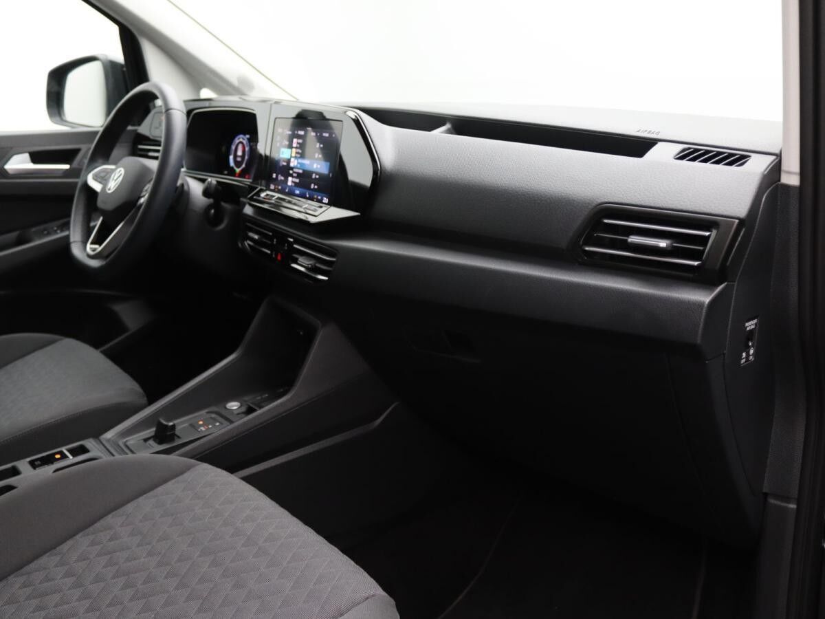 Volkswagen Caddy Kombi Dark Label 1.5 TSI DSG / Pano, LED