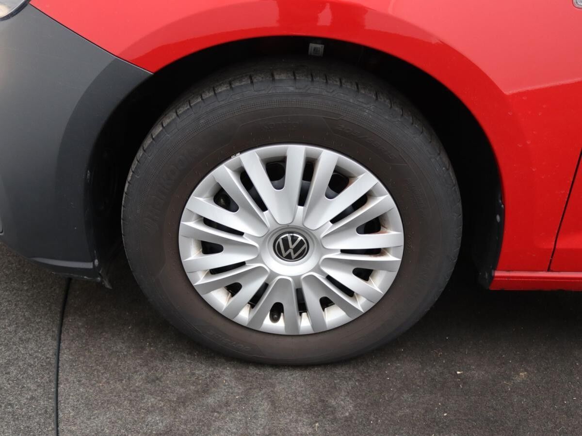 Volkswagen Caddy Kombi 2.0 TDI / Tempomat, PDC, AppConnect