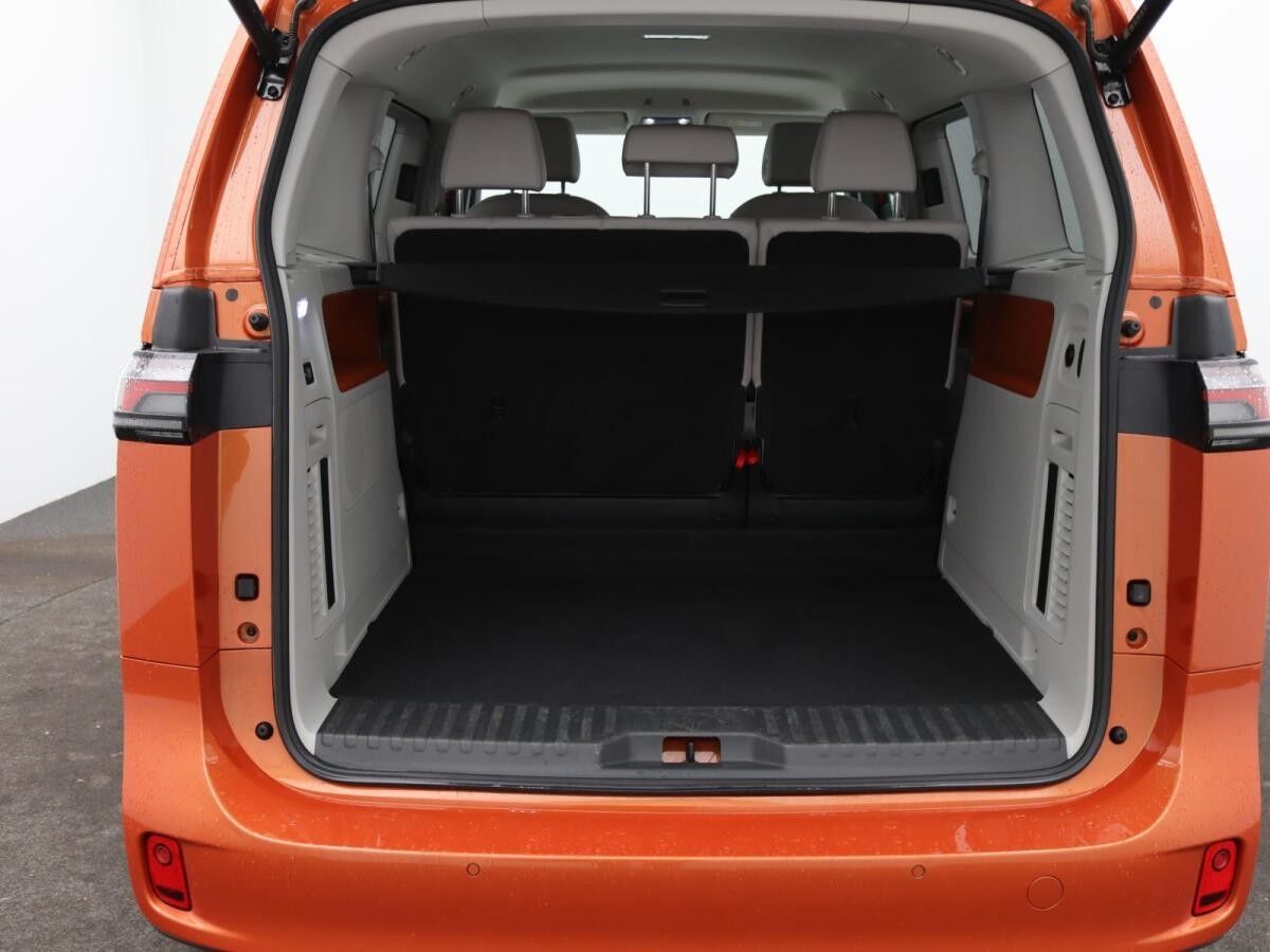 Volkswagen ID.Buzz Pro/ Navi, Matrix, Design, 360°,AHK, CCS