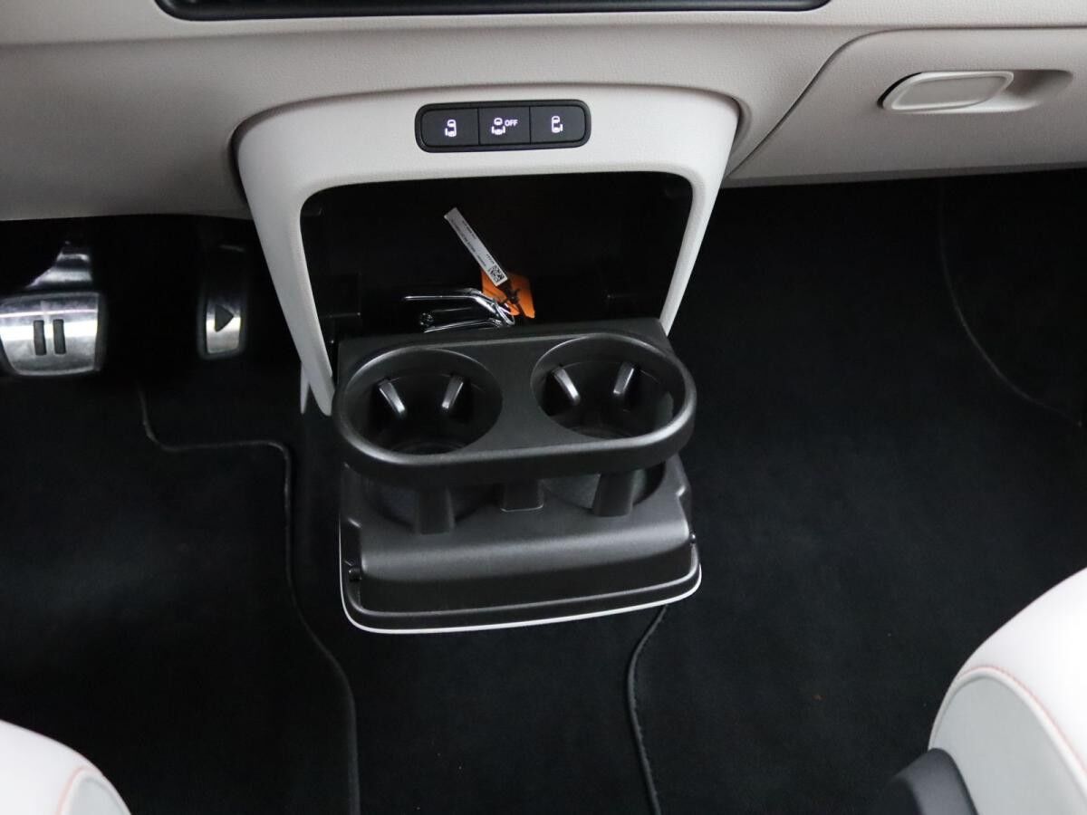 Volkswagen ID.Buzz Pro/ Navi, Matrix, Design, 360°,AHK, CCS