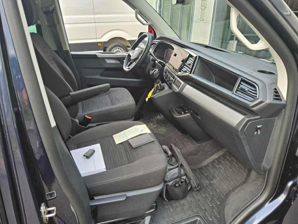 Volkswagen T6.1 Multivan Comfortline DSG 4M / Standh, AHK