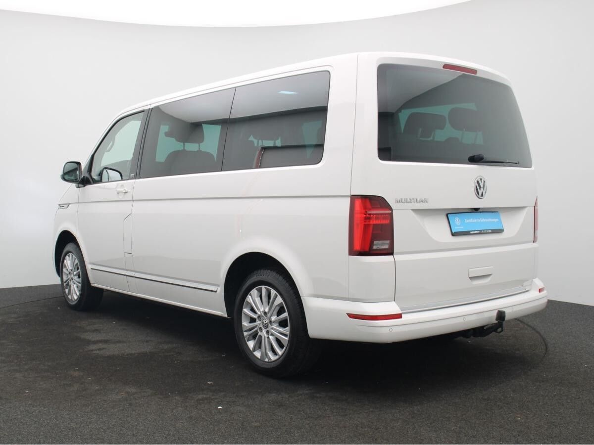 Volkswagen T6.1 Multivan Generation Six / Navi, LED, AHK
