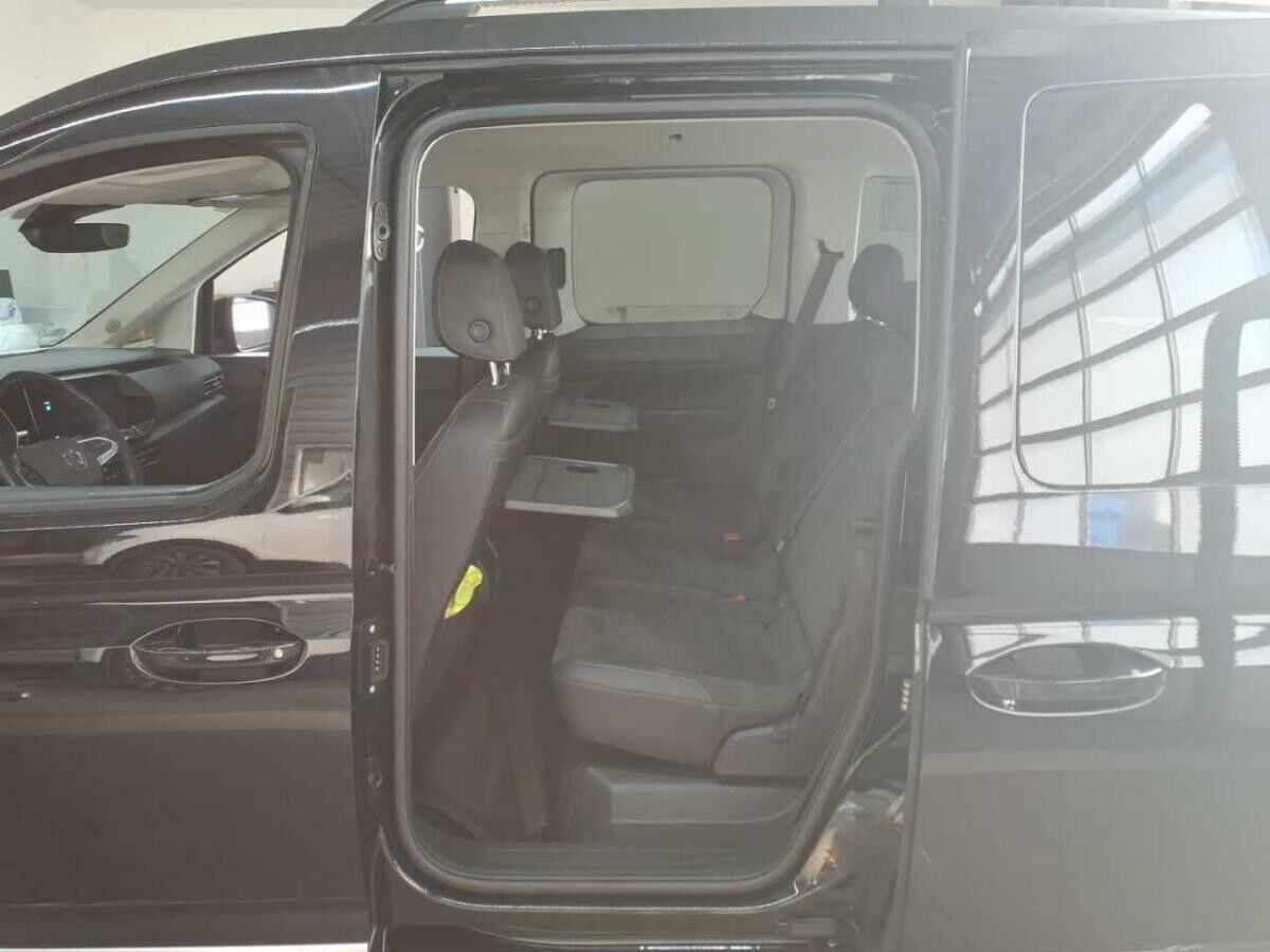 Volkswagen Caddy Kombi Style DSG / Navi, Standh, AHK, RFK