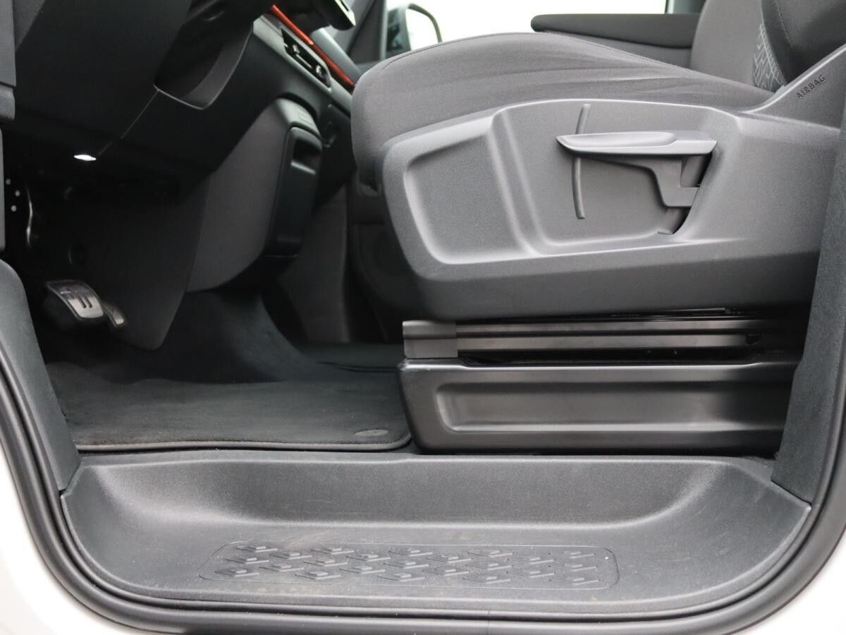 Volkswagen ID.Buzz / Standklima, Navi, Matrix, 360°, AHK