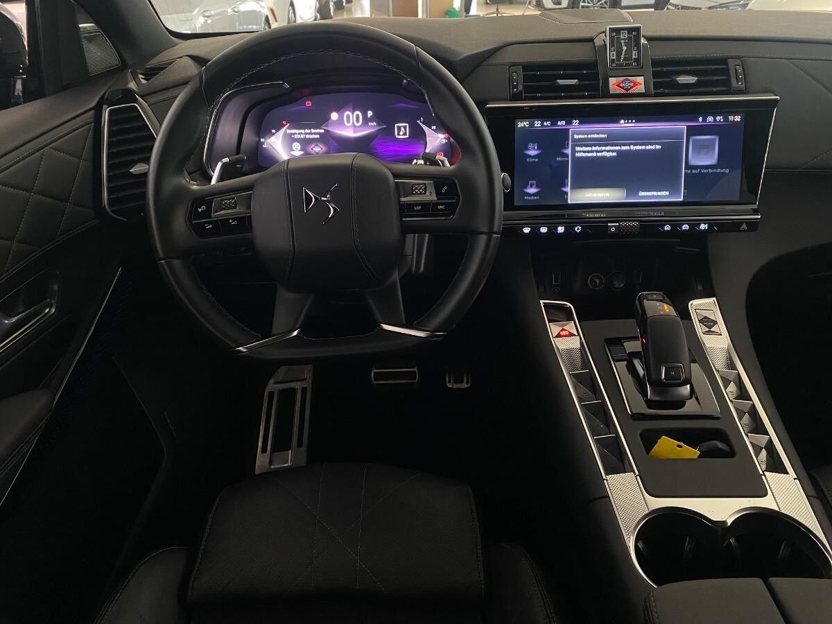 DS Automobiles DS 7 1.5 BlueHDi 130 FAP S&S Rivoli AHK+Navi+SD