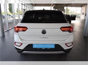 Volkswagen T-Roc Style 1.5 TSI DSG AHK PDC SHZ Klima Navi