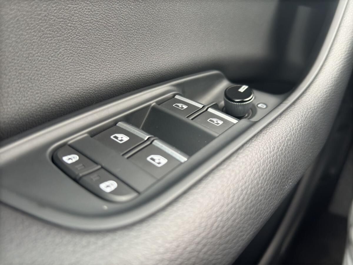 Audi Q8 45 TDI quattro tiptronic Matrix-LED ACC Navi AHK adaptive air suspension Virtual Cockpit
