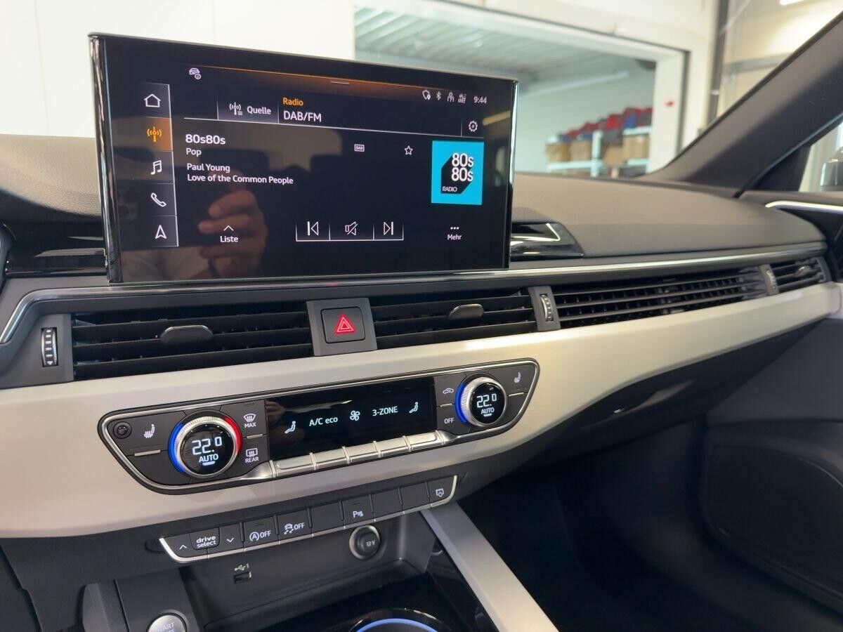 Audi A4 Avant 40 TFSI S line S tronic