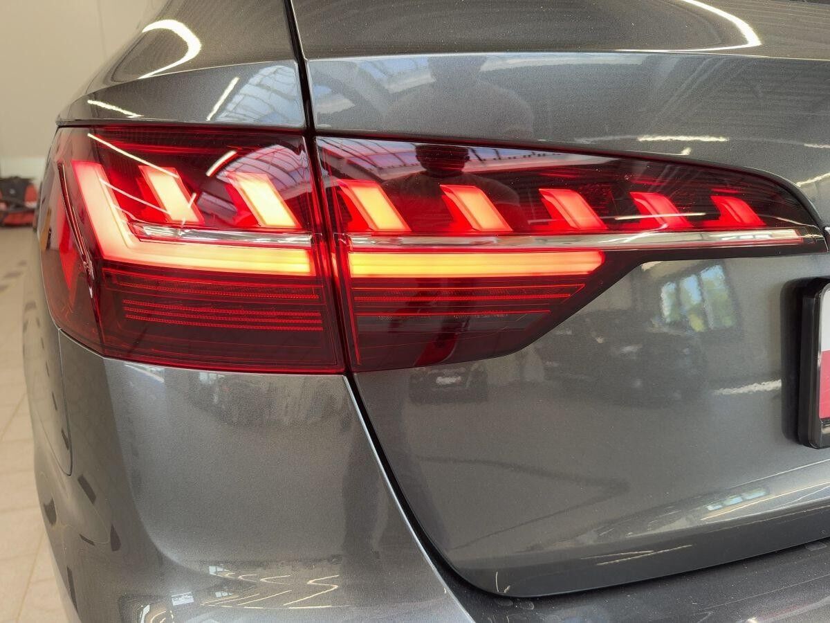 Audi A4 Avant 40 TFSI S line S tronic