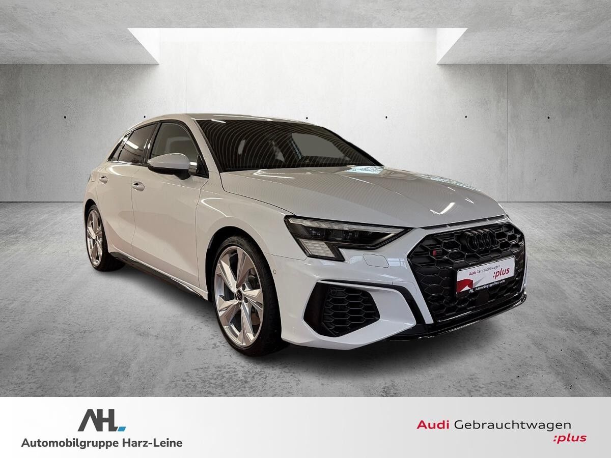 Audi S3 Sportback 2.0 TFSI quattro Navi Matrix B+O RFK Assistenzpaket