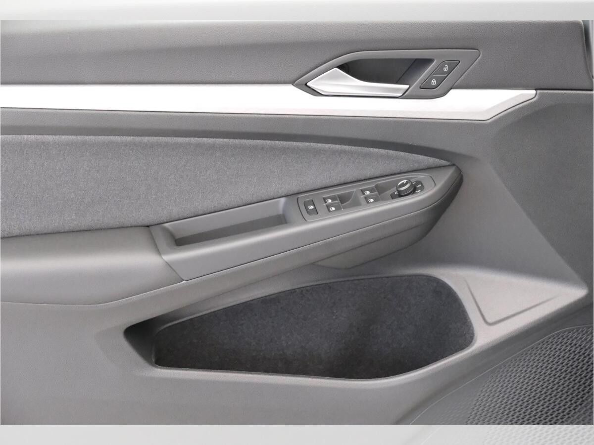 Volkswagen Golf VIII Lim. 1.5 eTSI Life Leasing ab 279,00 Euro