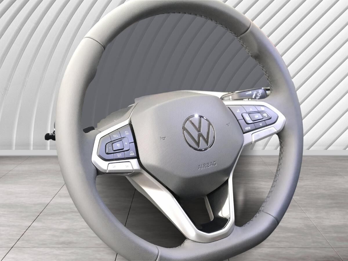 Volkswagen Golf VIII Lim. 1.5 eTSI Life Leasing ab 279,00 Euro