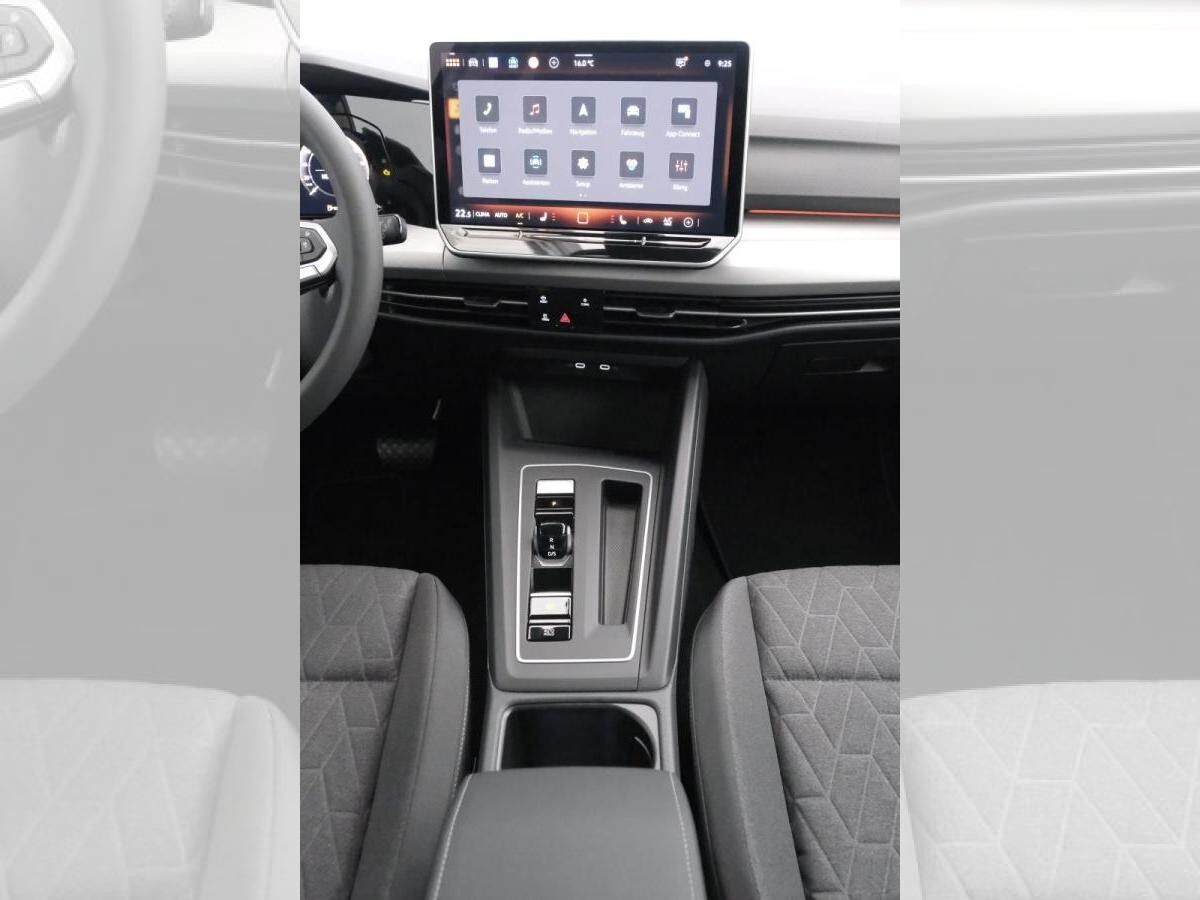 Volkswagen Golf VIII Lim. 1.5 eTSI Life Leasing ab 279,00 Euro