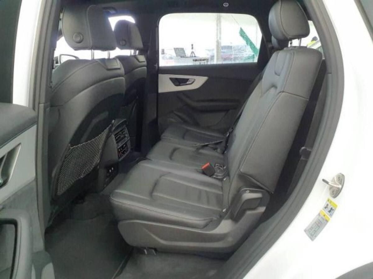 Audi Q7 45 TDI q. S line *Matrix*AHK*HuD*Pano*7-Sitze*