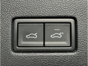 Volkswagen Touareg 3.0 TDI R Line AHK Kamera Navi