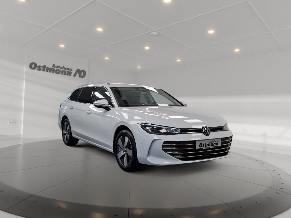 Volkswagen Passat Variant 1.5 eTSI Business AHK 360° Akustik
