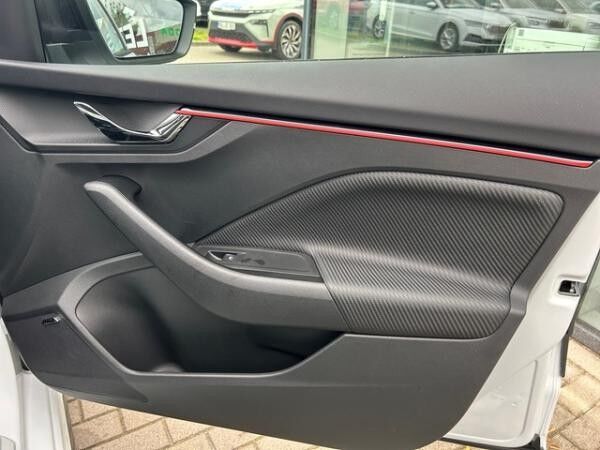 Skoda Kamiq 1.5 TSI DSG Monte Carlo +AHK+ACC+SHZ+PANO+MATRIX+