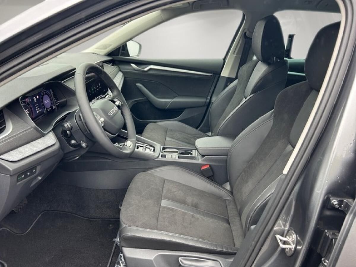 Skoda Octavia Combi 2.0 TSI DSG 4x4 Tour +AHK+CANTON+ACC+STHZ+SHZ+