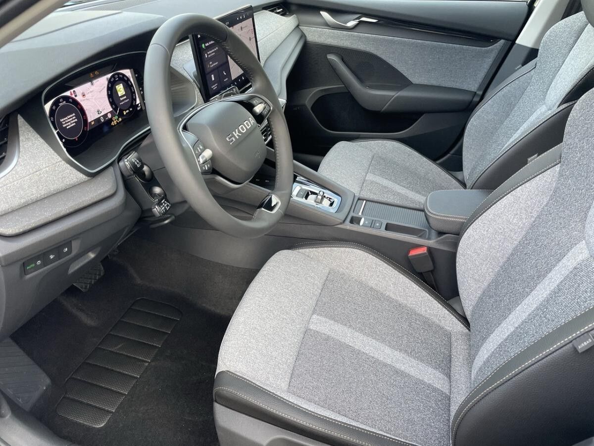 Skoda Octavia C. 2.0 TDI SELECTION *AHK*HUD*NAVI*SHZ*