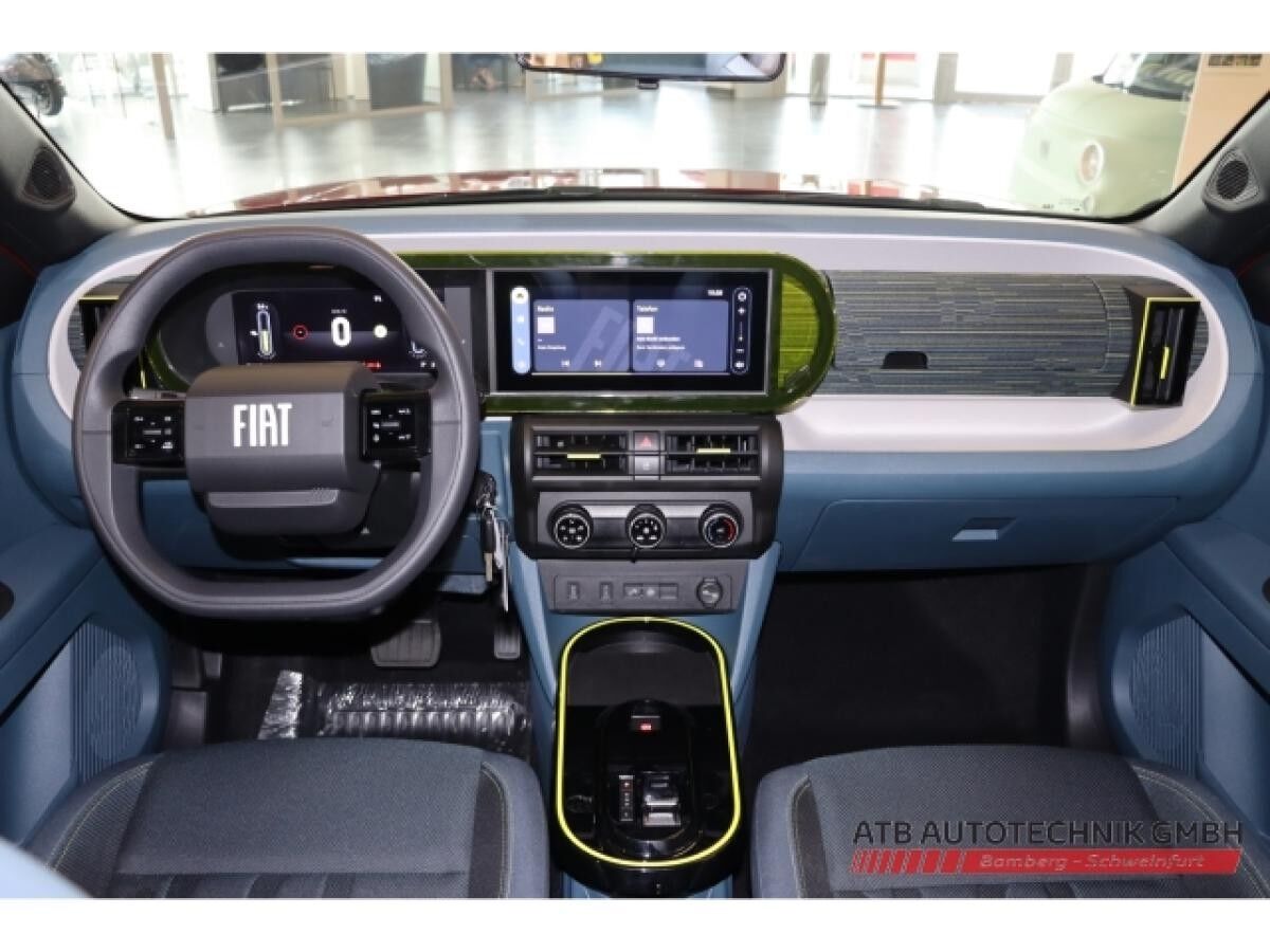 Fiat Grande Panda EV (RED) 44kWh Apple CarPlay DAB digitales Cockpit LED Spurhalteass.