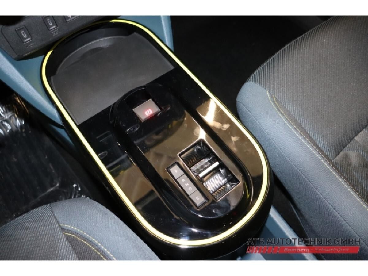 Fiat Grande Panda EV (RED) 44kWh Apple CarPlay DAB digitales Cockpit LED Spurhalteass.